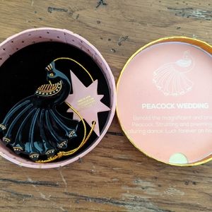 Erstwilder black swan wedding brooch